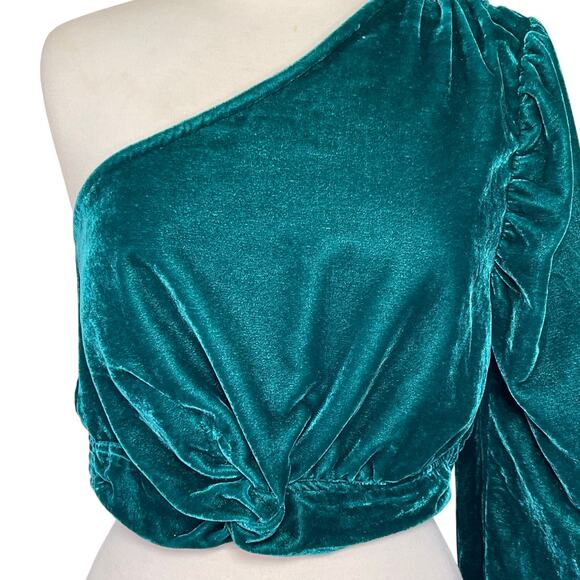 FREE PEOPLE Women’s Tell Me About It Emerald One Sleeve Velvet top - Picture 3 of 7
